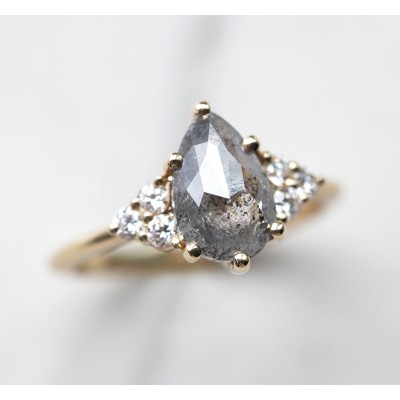 Adelaide Pear Salt & Pepper Ring
