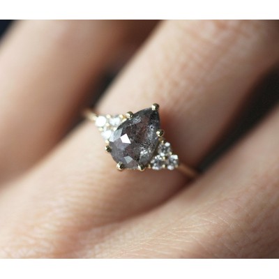 Adelaide Pear Salt & Pepper Ring
