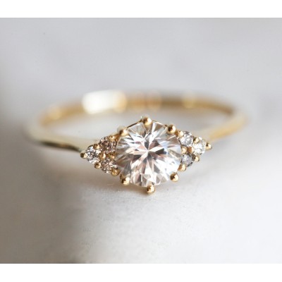 Amy White Sapphire Diamond Ring
