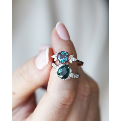 Annalise Teal Sapphire Diamond Ring
