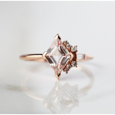Axelle Peach Sapphire Diamond Ring
