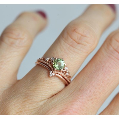 Bella Green Sapphire Diamond Ring
