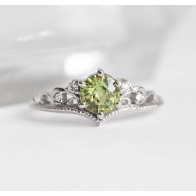 Bella Green Sapphire Diamond Ring
