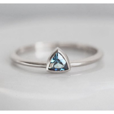 Channing Teal Sapphire Solitaire Ring Set
