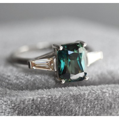 Dolores Teal Sapphire Diamond Ring
