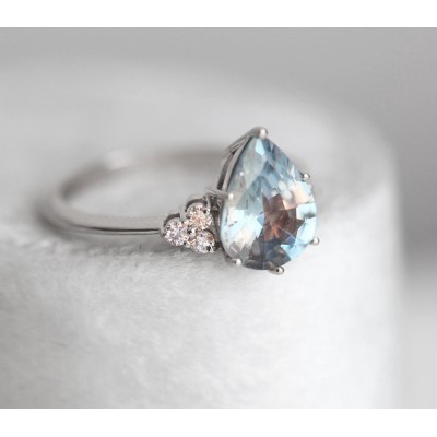 Jeanie Ceylon Sapphire Diamond Ring
