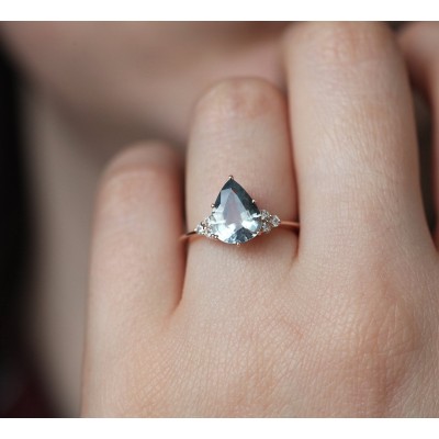 Jeanie Ceylon Sapphire Diamond Ring
