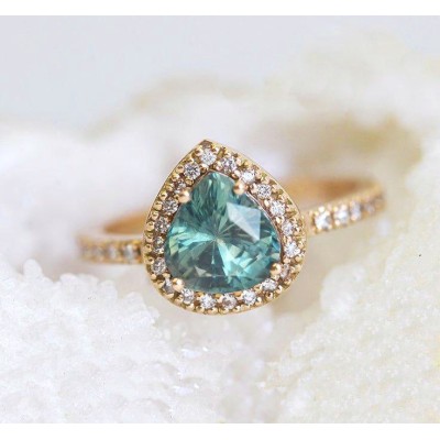 Leen Teal Green Sapphire Diamond Ring
