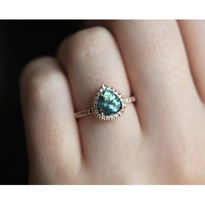 Leen Teal Green Sapphire Diamond Ring

