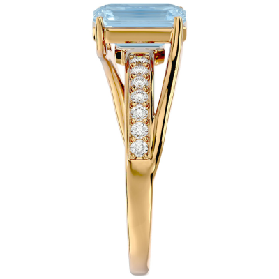1 1/2 Carat Emerald Shape Aquamarine and Diamond Ring In 14 Karat Yellow Gold