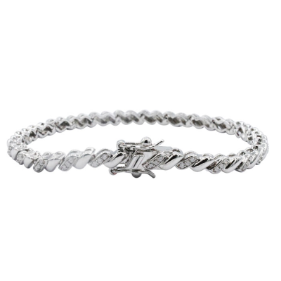 1 Carat Diamond Twist Bracelet, 7 Inches. Brand New Style That Everyone Loves!